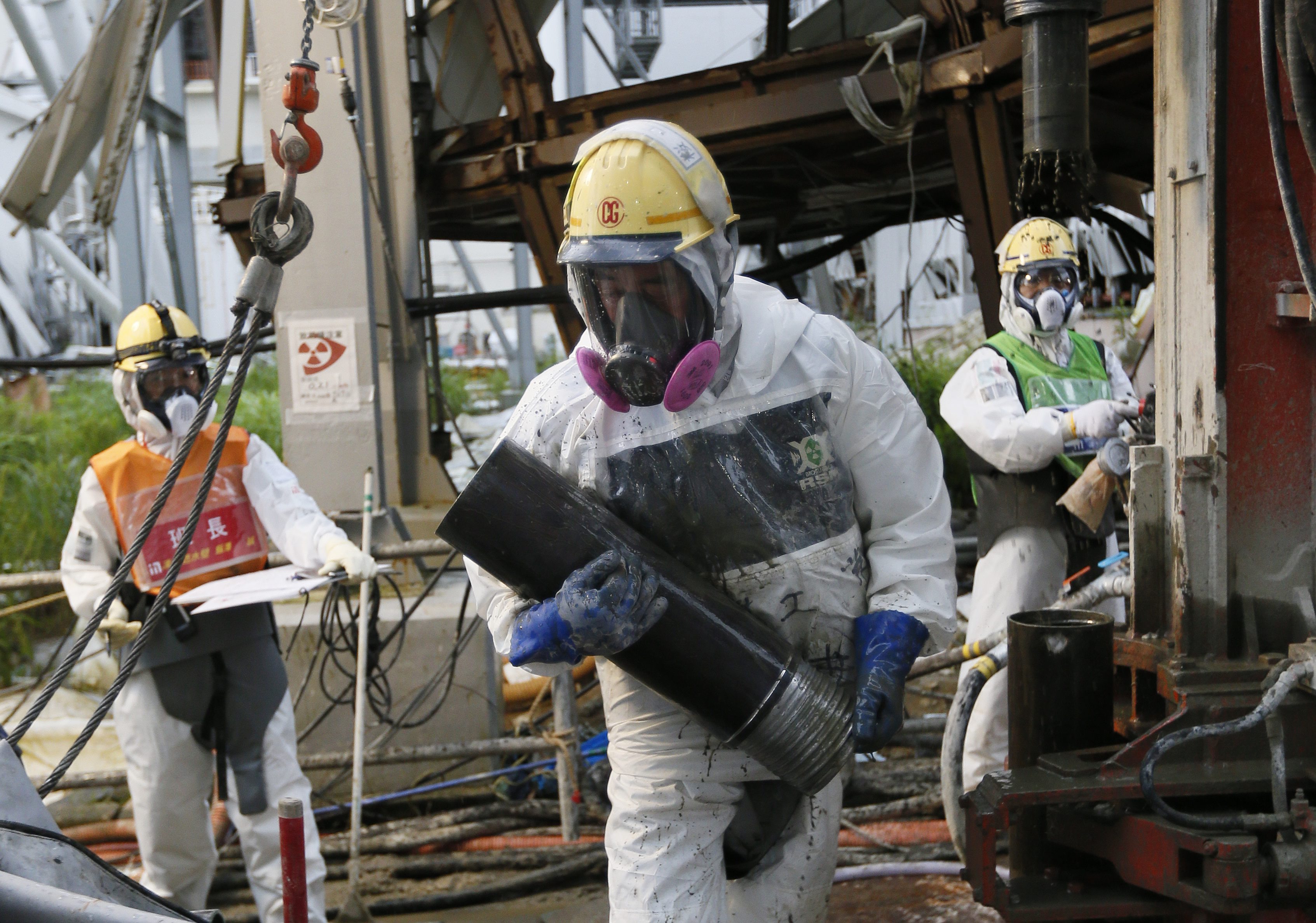 Аэс фукусима 1 2011. Японии на АЭС «Фукусима-1». Авария на АЭС Фукусима-1. Авария на АЭС Фукусима-1 (Япония, 2011).. Японская АЭС Фукусима -1 авария.