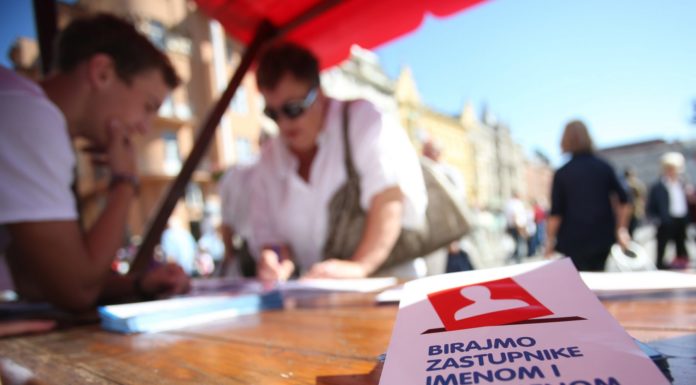 UIO referendum izborni zakon štand preferencijski