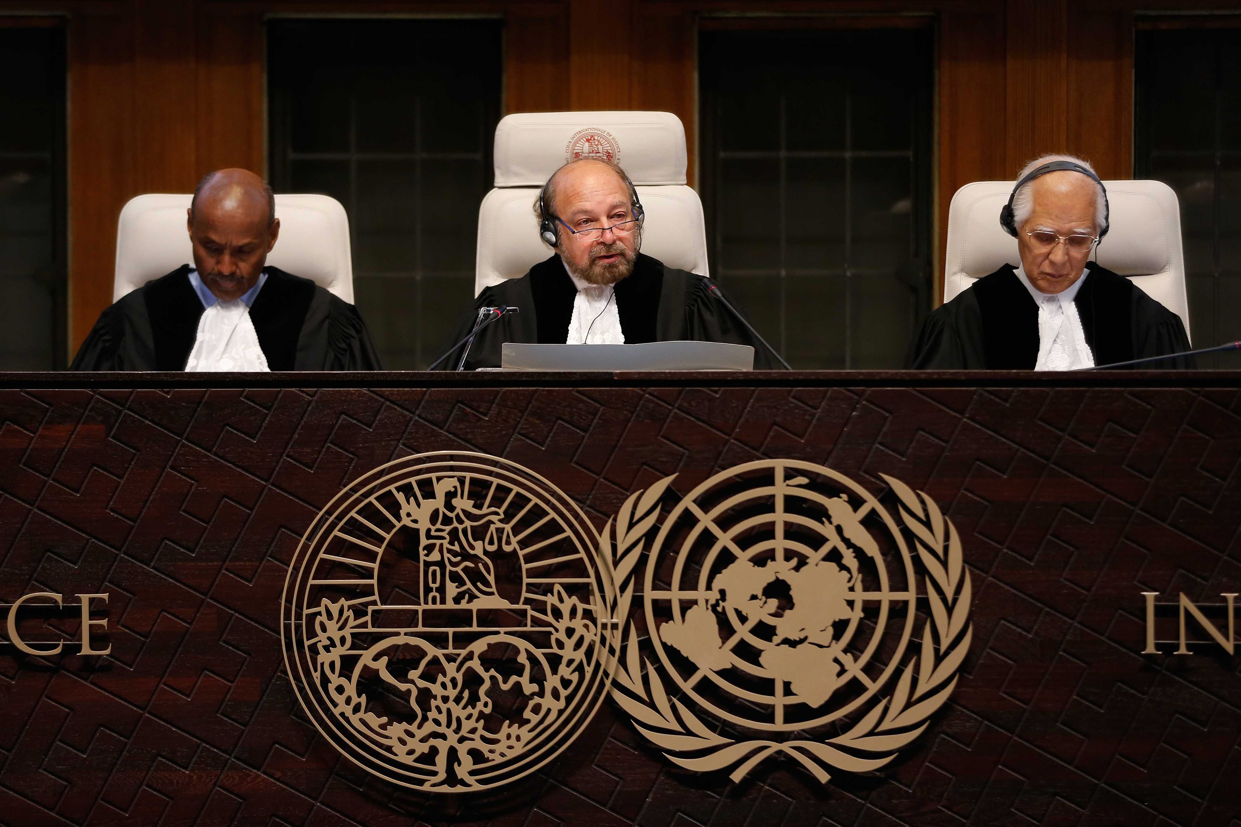 Международный суд оон признал. Международный Уголовный трибунал (Гаага). Судьи международного суда ООН. Международный суд в Гааге. Суд ООН В Гааге.