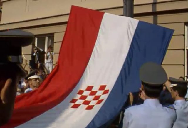 20. lipnja 1990. Nasilje nad hrvatskom povijesti - tko pokušava zabraniti  zastavu koja je bila prva službena zastava Republike Hrvatske? – narod.hr