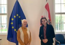 Tko je bošnjačka aktivistica koja je austrijskom parlamentu predala izvješća o navodnoj brutalnosti hrvatske policije nad migrantima?
