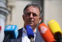 Pupovac: Nisam dijelio žrtve po nacionalnosti, neka se brinu za onog koji me pozdravio sa ZDS