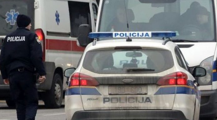 policija