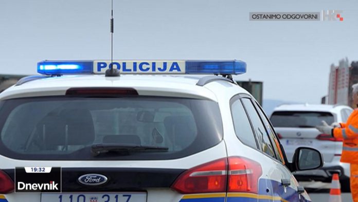 policija