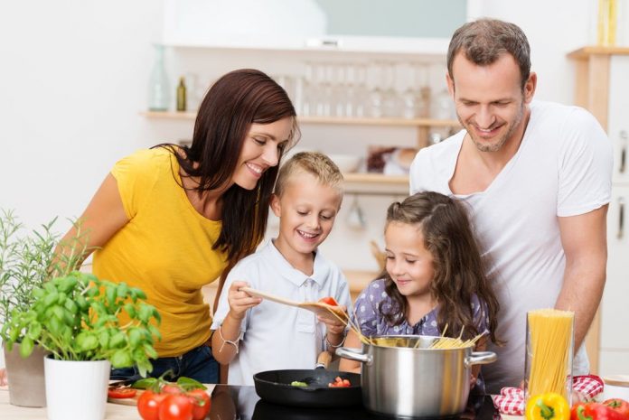 kuhanje obitelj zdravi obrok