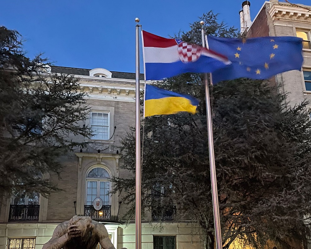 veleposlanstvo