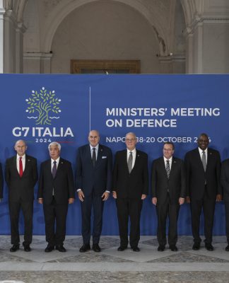 G7