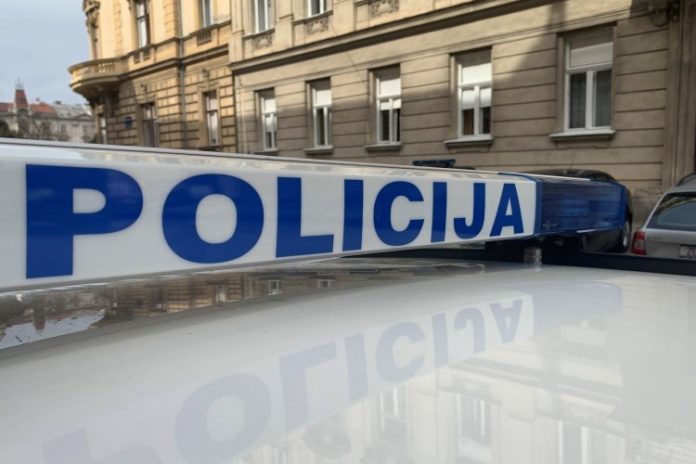 policija