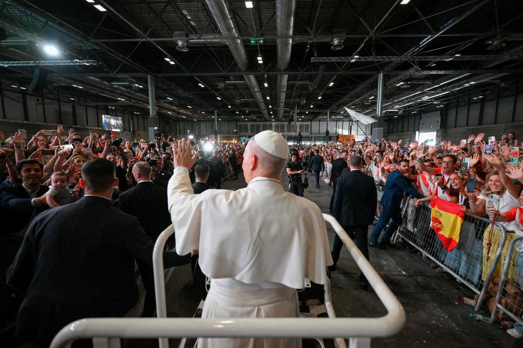 Papa Lav XIV. posjetio je prepuni Santiago Bernabe